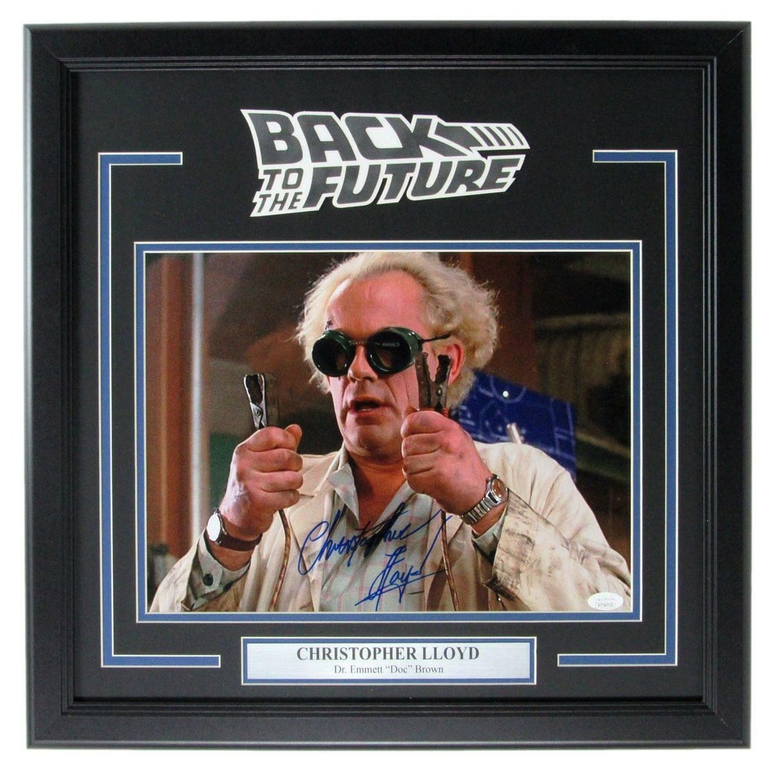 Christopher Lloyd Signed 11x14 Back to the Future Photo Framed JSA 161730: Christopher Lloyd Signed 11x14 Back to the Future Photo Framed JSA 161730 This framed photo, signed by Christopher Lloyd, captures the iconic moment from the Back to the Future trilogy. The JSA authen