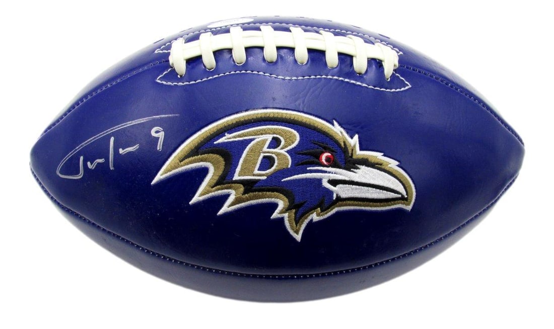 Justin Tucker Signed/ Autographed Purple Ravens Logo Football JSA 189763: Justin Tucker Signed/ Autographed Purple Ravens Logo Football JSA 189763 Justin Tucker's signature adorns the official Purple Ravens logo football, a unique collectible for fans of the NFL. This JSA-v