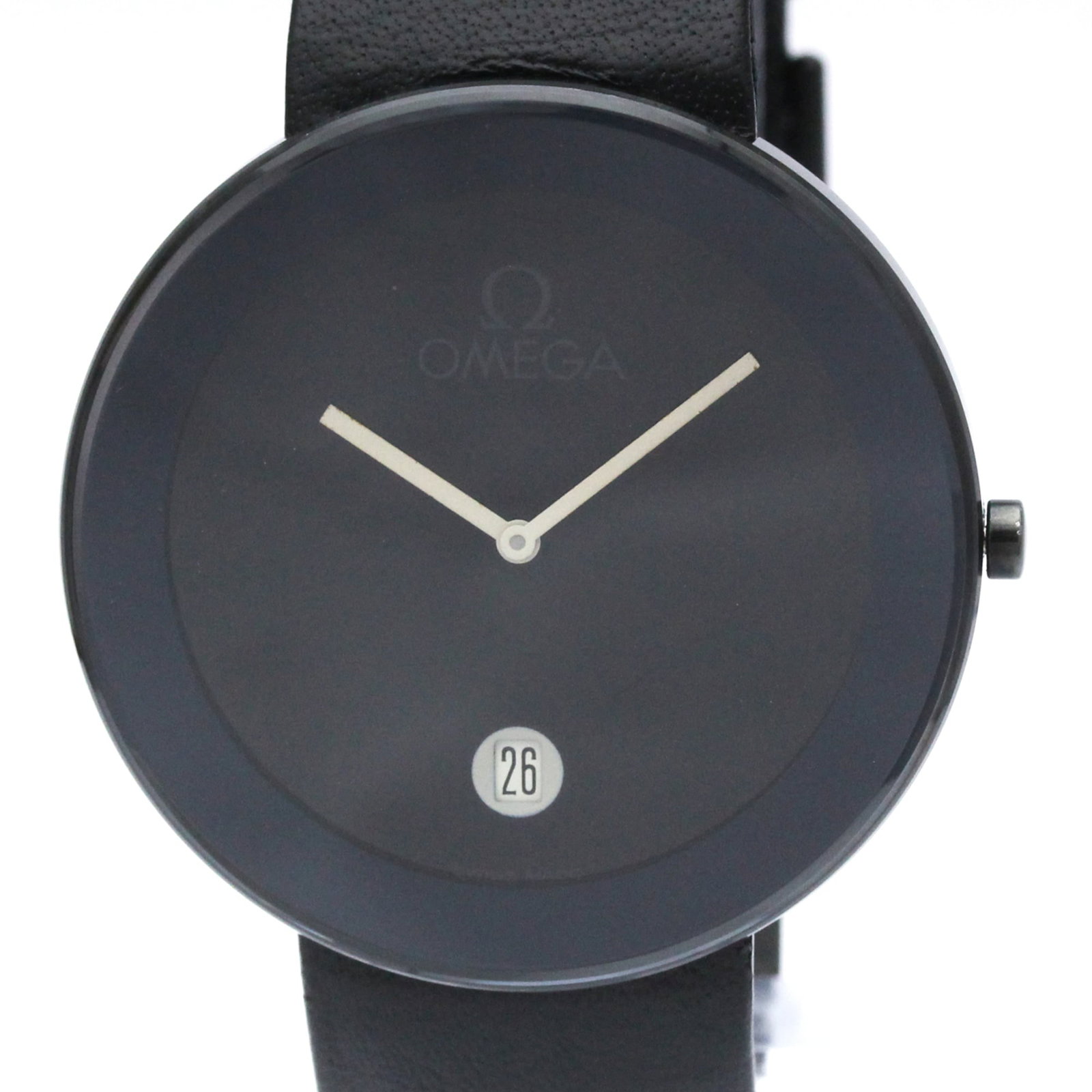 Omega Wristwatch: Omega Wristwatch Omega Art Collection Wristwatch features a sleek ceramic case and black leather band, making it a stylish addition to formal occasions. With its quartz movement and date function, thi