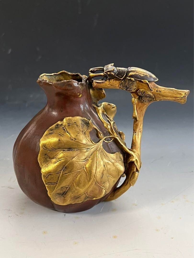 Christofle Bronze Vase by Henri Varenne 1900c vines and stag beetles: Christofle Bronze Vase by Henri Varenne 1900c vines and stag beetles Item Specifics: Brand: Christofle Type: Vase Size: Small Color: Gold Material: Bronze Finish: Antique Bronze Product Disclaimer: Me