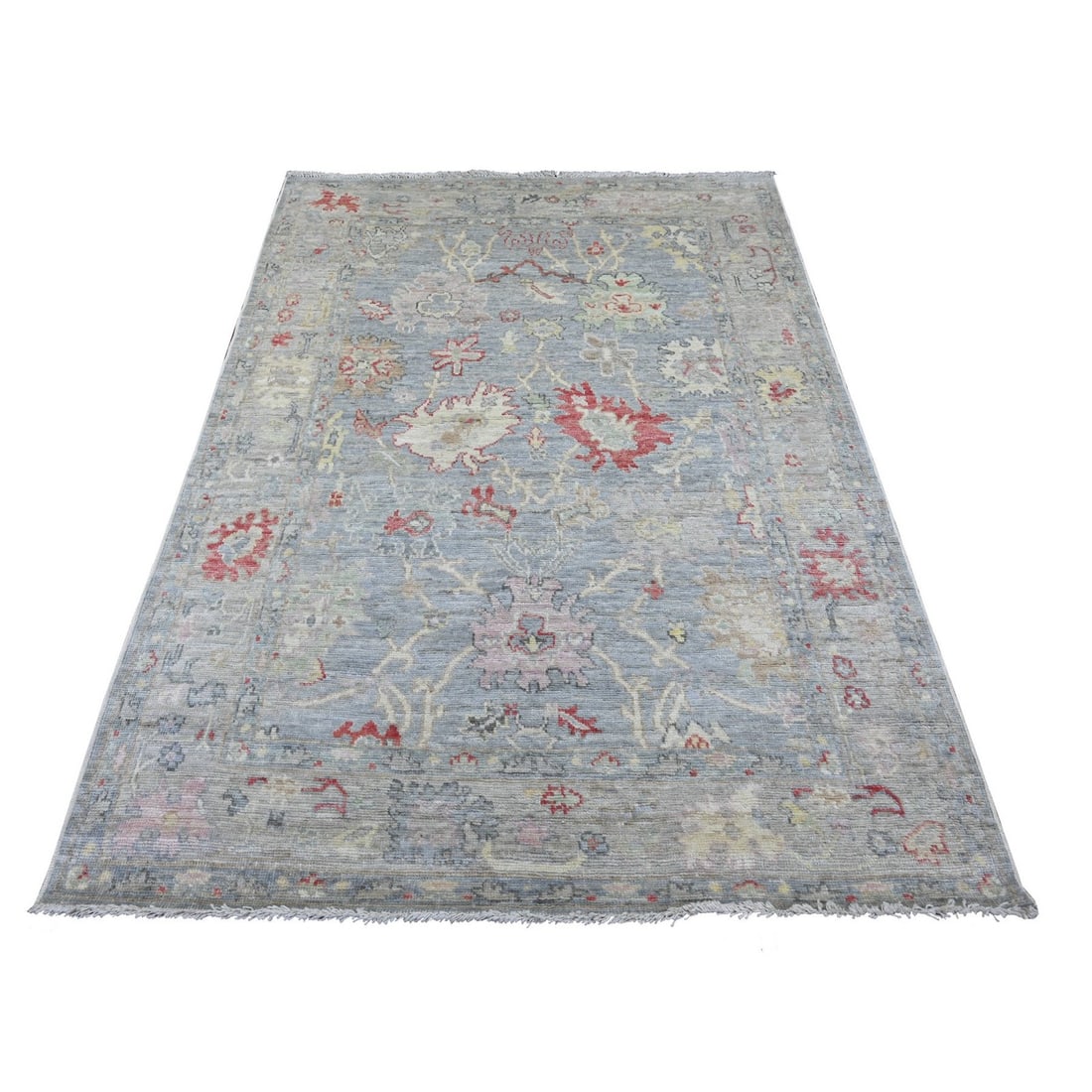 Misty Gray Hand Knotted Afghan Rug Angora Oushak Leaf Design Wool: Misty Gray Hand Knotted Afghan Rug Angora Oushak Leaf Design Wool Misty Gray Hand Knotted Afghan Rug Angora Oushak Leaf Design Wool is a stunning example of traditional Afghan craftsmanship, featuring