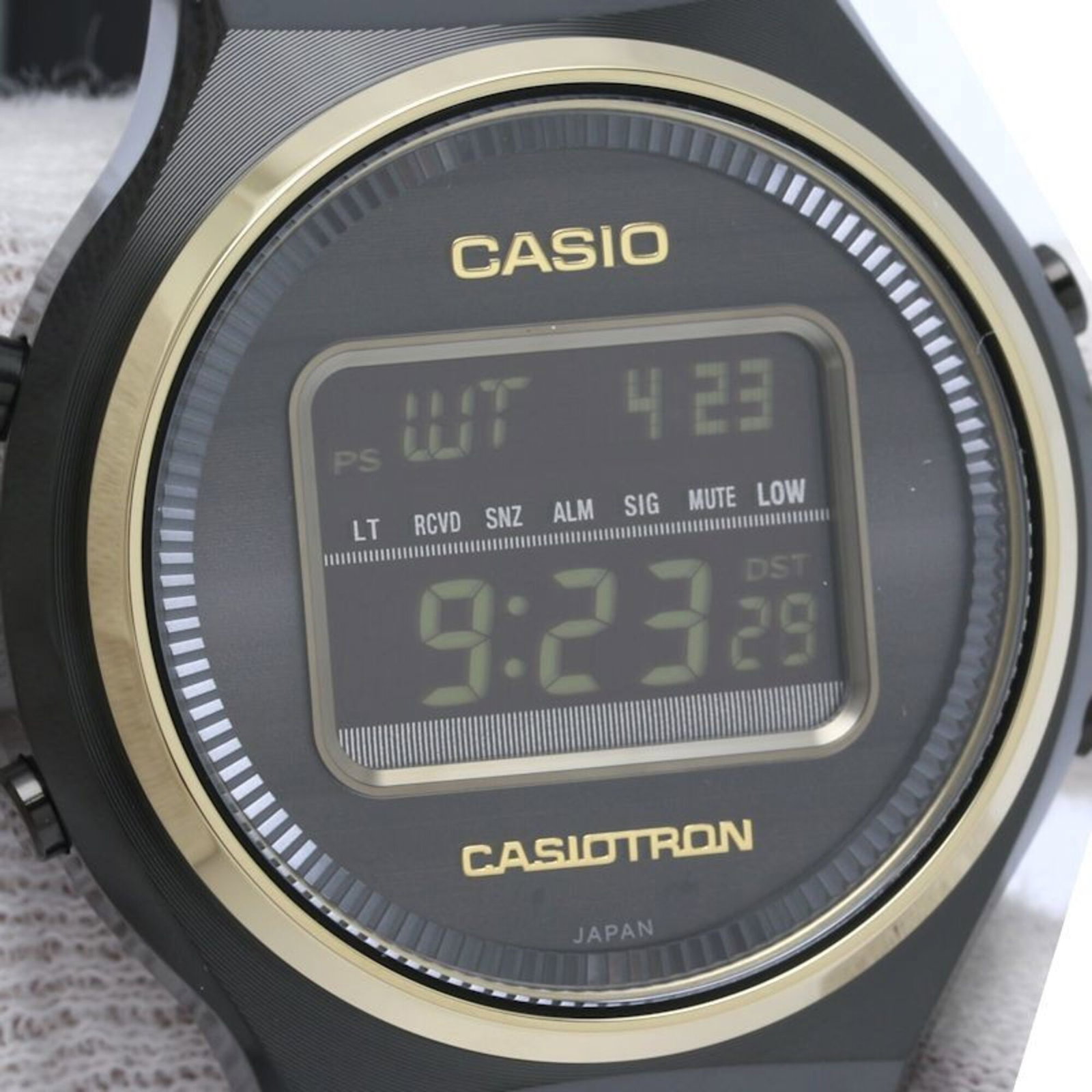 Wristwatch - 6