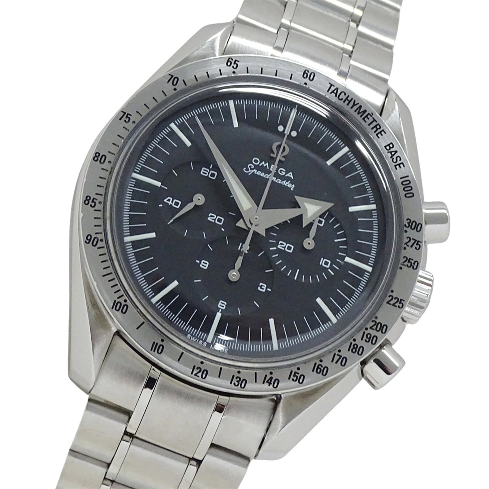 Omega Wristwatch: Omega Wristwatch Stainless steel case and band, the Omega Wristwatch boasts a sleek 42mm diameter, perfect for those who appreciate a classic style. Powered by a manual winding mechanical movement, th