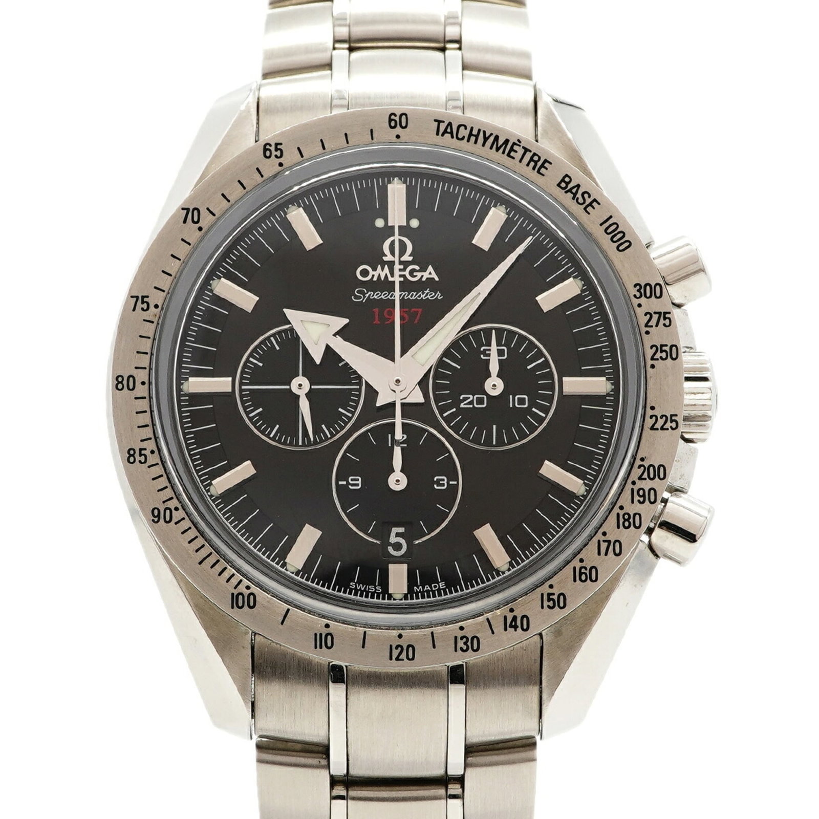 Omega Wristwatch: Omega Wristwatch Stainless steel band and black dial make this Omega wristwatch a sleek and modern accessory. With its 42mm case diameter and self-winding automatic movement, this watch is a reliable 