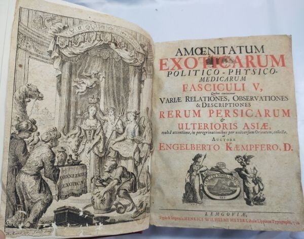 Amoenitatum Exoticarum 1712 1st Ed Engelbert Kaempfer Rare Lemgo Leather Binding: Amoenitatum Exoticarum 1712 1st Ed Engelbert Kaempfer Rare Lemgo Leather Binding Item Specifics: Binding: Leather Language: Latin Special Attributes: 1st Edition Author: Engelbert Kaempfer Region: Eur