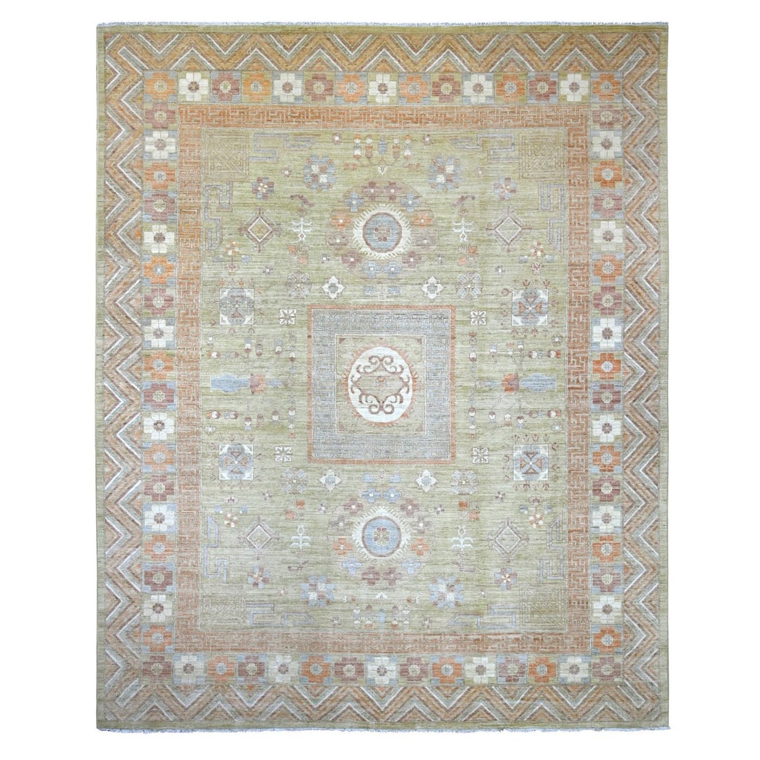 Green Peshawar 11'10"x14'6" with Khotan Design Hand Knotted Wool XL Rug: Green Peshawar 11'10"x14'6" with Khotan Design Hand Knotted Wool XL Rug Green Peshawar rug boasts a stunning medallion pattern in a rich green field, intricately woven with hand-knotted wool. This 11'