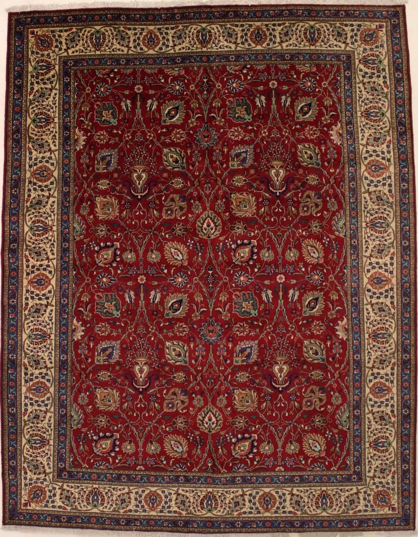 Semi-Antique Handmade Oriental Rug Classic Floral Design Decor Carpet 10X13 Ft Hand-Knotted: Semi-Antique Handmade Oriental Rug Classic Floral Design Decor Carpet 10X13 Ft Hand-Knotted Semi-Antique Handmade Oriental Rug Classic Floral Design Decor Carpet 10X13 Ft Hand-Knotted. This 40-50 year