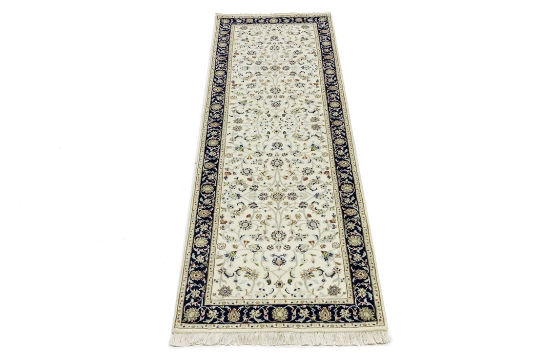 2'8X8'1 Ft Handmade Indo-Nain Oriental Runner Rug Floral Design Hallway Carpet Hand-Knotted: 2'8X8'1 Ft Handmade Indo-Nain Oriental Runner Rug Floral Design Hallway Carpet Hand-Knotted Hand-knotted in wool and silk, this 2'8 x 8'1' floral design runner rug boasts a traditional style with a mo