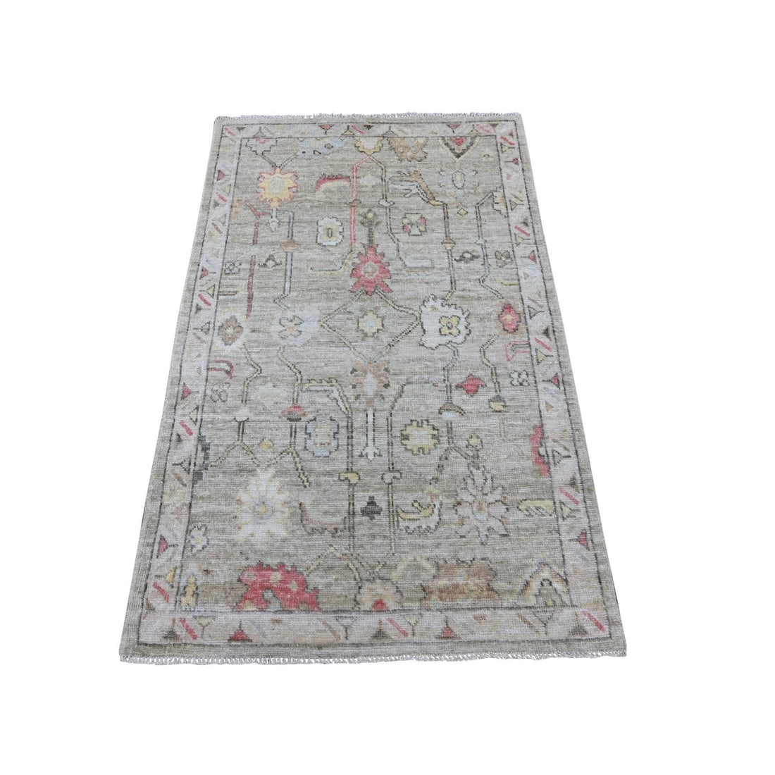 3'3"x5'2" Gray Pure Wool Afghan Angora Oushak Hand Knotted Oriental Rug: 3'3"x5'2" Gray Pure Wool Afghan Angora Oushak Hand Knotted Oriental Rug Rectangular in shape, this 3'3"x5'2" Gray Pure Wool Afghan Angora Oushak Hand Knotted Oriental Rug boasts a stunning floral patt