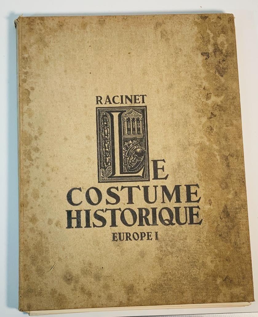 Le Costume Historique Europe I by Racinet - 19thC French Lithograph Costume Book: Le Costume Historique Europe I by Racinet - 19thC French Lithograph Costume Book Item Specifics: Binding: Hardcover Place Of Publication: France Language: French Special Attributes: Illustrated Author