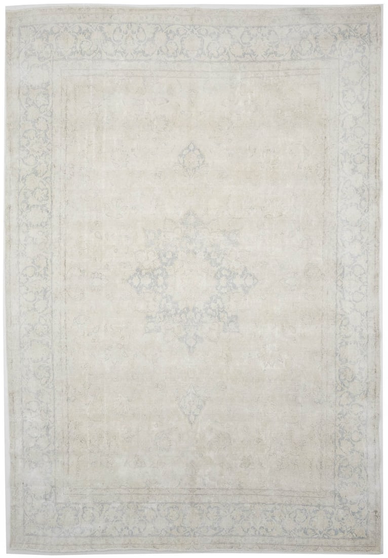 8'8X12'4 Antique Distressed Vintage Oriental Rug Muted Floral Design Carpet Hand-Knotted: 8'8X12'4 Antique Distressed Vintage Oriental Rug Muted Floral Design Carpet Hand-Knotted 8'8" x 12'4" Hand-Knotted Vintage Oriental Rug with Distressed Muted Floral Design. This beautifully crafted, s