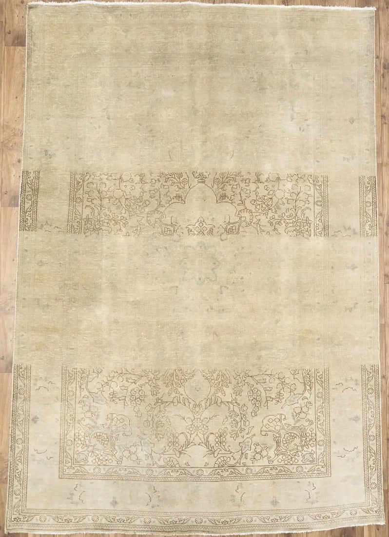 Semi-Antique Distressed Muted Oriental Wool Rug Living Room Carpet 6'7X9'7 Ft Hand-Knotted: Semi-Antique Distressed Muted Oriental Wool Rug Living Room Carpet 6'7X9'7 Ft Hand-Knotted Hand-knotted in muted colors, this 6'7 x 9'7 ft semi-antique distressed wool rug boasts a traditional floral 