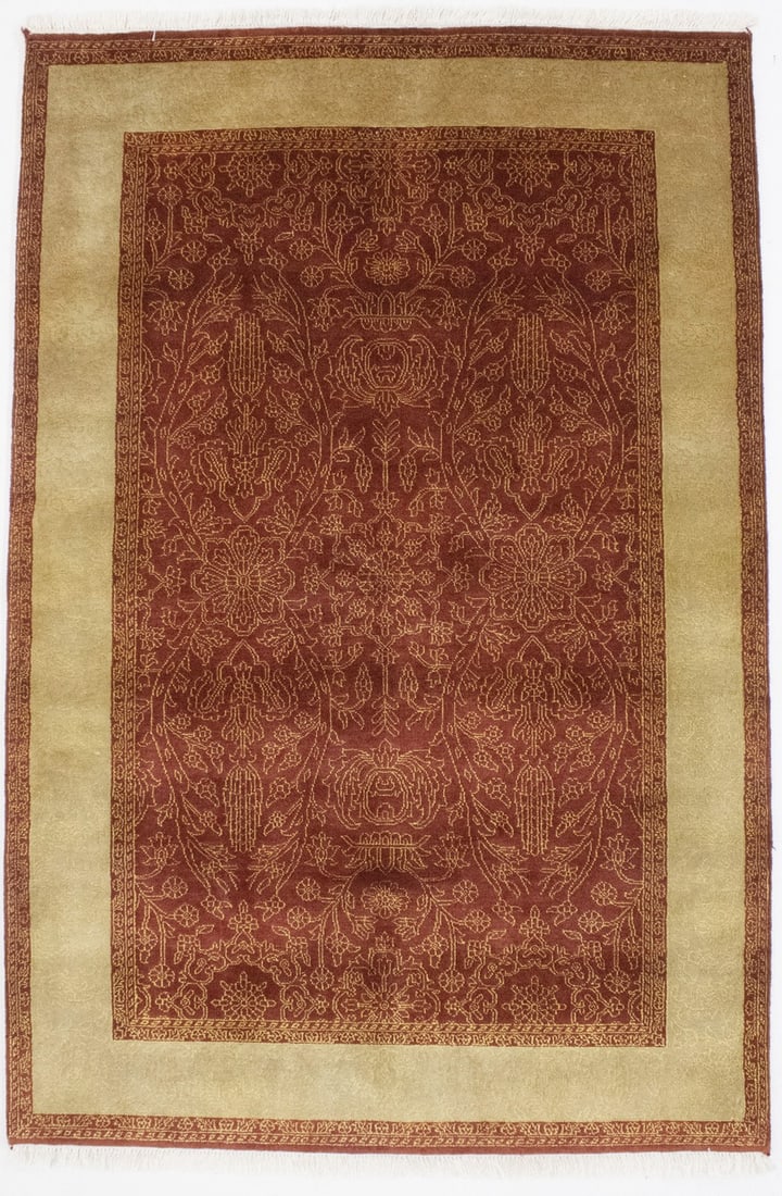 4X6 Extra Fine Handmade Oriental Rug Brand New Classic Floral Modern Carpet Hand-Knotted: 4X6 Extra Fine Handmade Oriental Rug Brand New Classic Floral Modern Carpet Hand-Knotted Hand-knotted in wool, this 4'0 X 6'0 rectangle features a modern floral pattern in a rusty red beige color with