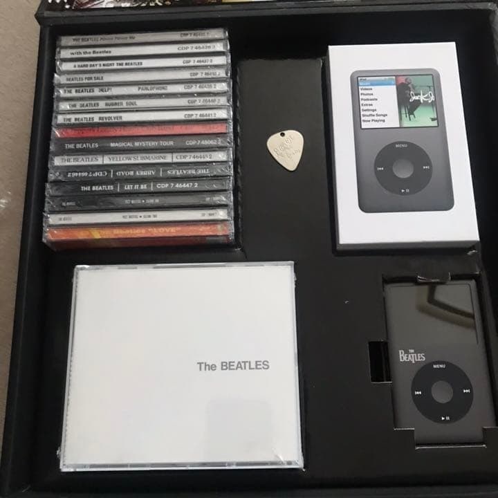 Beatles iPod Classic 120GB Bloomingdale Limited Box Set No 1809: Beatles iPod Classic 120GB Bloomingdale Limited Box Set No 1809 Item Specifics: Industry: Music Brand: Apple Artist/Band: Beatles Year: 2008 Collaboration / Retailer: Bloomingdale's Genre: Rock & Pop 
