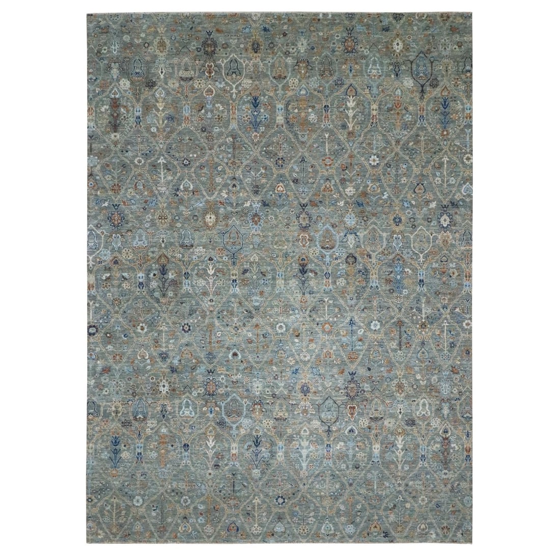 Green Wool Hand Knotted Garden Rug Trellis Borderless 10'1"x14: Green Wool Hand Knotted Garden Rug Trellis Borderless 10'1"x14 Green Wool Hand Knotted Garden Rug Trellis Borderless 10'1"x14 - A stunning, all-over green wool rug with a hand-knotted design, measurin