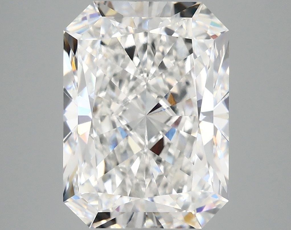 IGI Radiant 4.88ct E VVS2 - Loose Lab Diamond: IGI Radiant 4.88ct E VVS2 - Loose Lab Diamond Item Specifics: Source: This Is A Real Diamond Grown In A Lab Not Mined. Carat: 4.88 Cut: - Color: E Clarity: VVS2 Polish: EX Symmetry: EX Measurements: 1