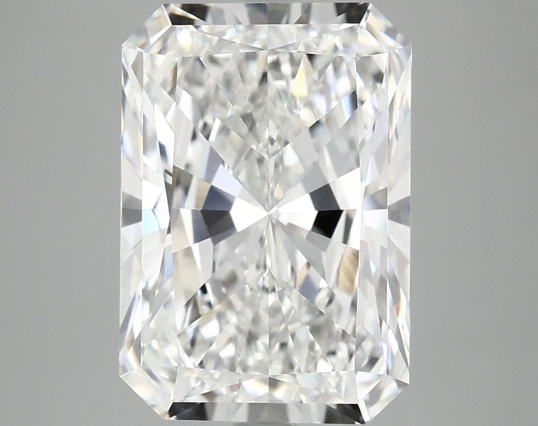 IGI Radiant 4.94ct E VVS2 - Loose Lab Diamond: IGI Radiant 4.94ct E VVS2 - Loose Lab Diamond Item Specifics: Source: This Is A Real Diamond Grown In A Lab Not Mined. Carat: 4.94 Cut: - Color: E Clarity: VVS2 Polish: EX Symmetry: EX Measurements: 1