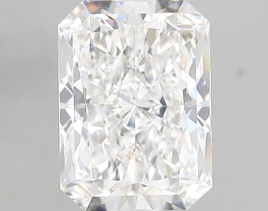 IGI Radiant 2.9ct D VVS1 - Loose Lab Diamond: IGI Radiant 2.9ct D VVS1 - Loose Lab Diamond Item Specifics: Source: This Is A Real Diamond Grown In A Lab Not Mined. Carat: 2.9 Cut: - Color: D Clarity: VVS1 Polish: EX Symmetry: EX Measurements: 9.8