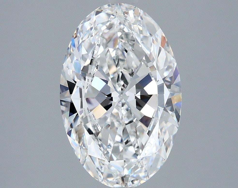 IGI Oval 2.05ct E VVS2 - Loose Lab Diamond: IGI Oval 2.05ct E VVS2 - Loose Lab Diamond Item Specifics: Source: This Is A Real Diamond Grown In A Lab Not Mined. Carat: 2.05 Cut: - Color: E Clarity: VVS2 Polish: EX Symmetry: EX Measurements: 10.8