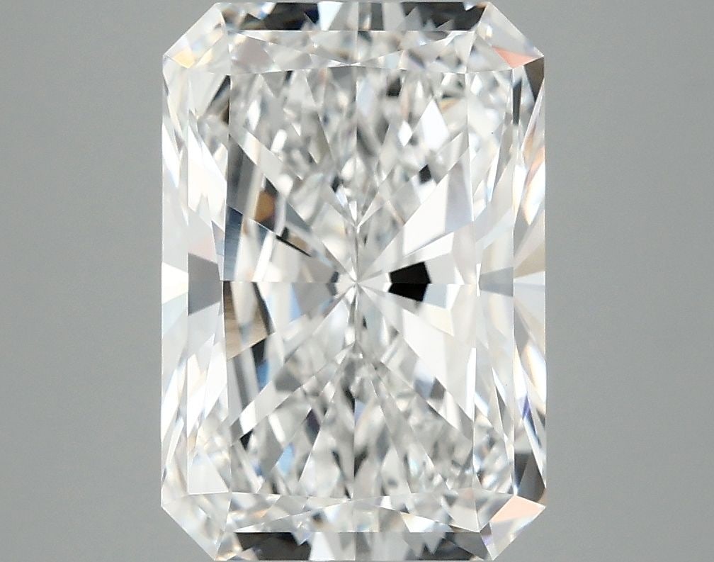 IGI Radiant 4.81ct E VVS2 - Loose Lab Diamond: IGI Radiant 4.81ct E VVS2 - Loose Lab Diamond Item Specifics: Source: This Is A Real Diamond Grown In A Lab Not Mined. Carat: 4.81 Cut: - Color: E Clarity: VVS2 Polish: EX Symmetry: EX Measurements:
