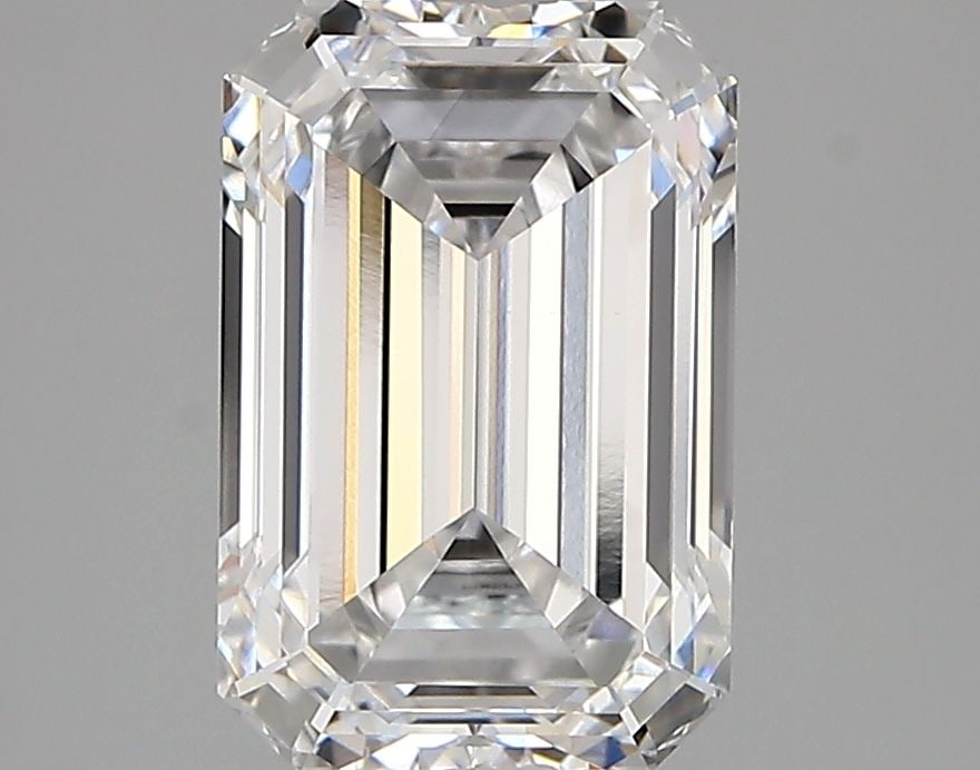 IGI Emerald 2.82ct D VVS2 - Loose Lab Diamond: IGI Emerald 2.82ct D VVS2 - Loose Lab Diamond Item Specifics: Source: This Is A Real Diamond Grown In A Lab Not Mined. Carat: 2.82 Cut: - Color: D Clarity: VVS2 Polish: EX Symmetry: EX Measurements: 9