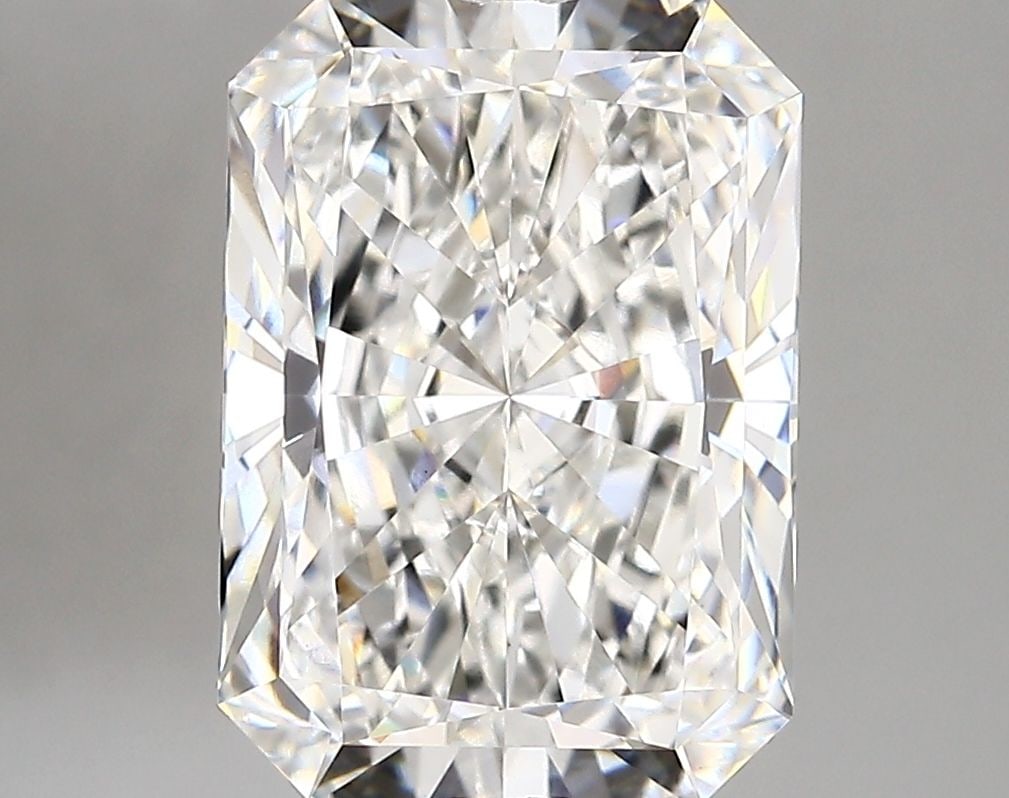 IGI Radiant 4.39ct F VVS2 - Loose Lab Diamond: IGI Radiant 4.39ct F VVS2 - Loose Lab Diamond Item Specifics: Source: This Is A Real Diamond Grown In A Lab Not Mined. Carat: 4.39 Cut: - Color: F Clarity: VVS2 Polish: EX Symmetry: EX Measurements: 1