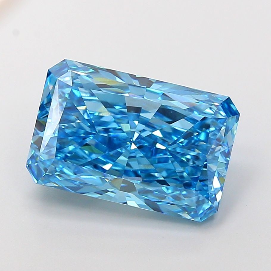 IGI Radiant 7.62ct Fancy Vivid Blue VVS2 - Loose Lab Diamond: IGI Radiant 7.62ct Fancy Vivid Blue VVS2 - Loose Lab Diamond Item Specifics: Source: This Is A Real Diamond Grown In A Lab Not Mined. Carat: 7.62 Cut: - Color: Fancy Vivid Blue Clarity: VVS2 Polish: E