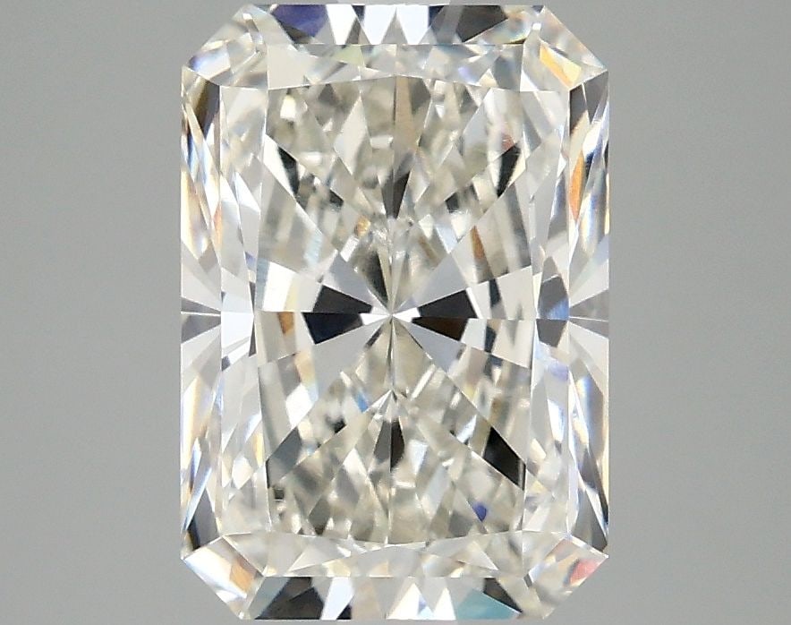 IGI Radiant 3.1ct G VVS2 - Loose Lab Diamond: IGI Radiant 3.1ct G VVS2 - Loose Lab Diamond Item Specifics: Source: This Is A Real Diamond Grown In A Lab Not Mined. Carat: 3.1 Cut: - Color: G Clarity: VVS2 Polish: EX Symmetry: EX Measurements: 10.