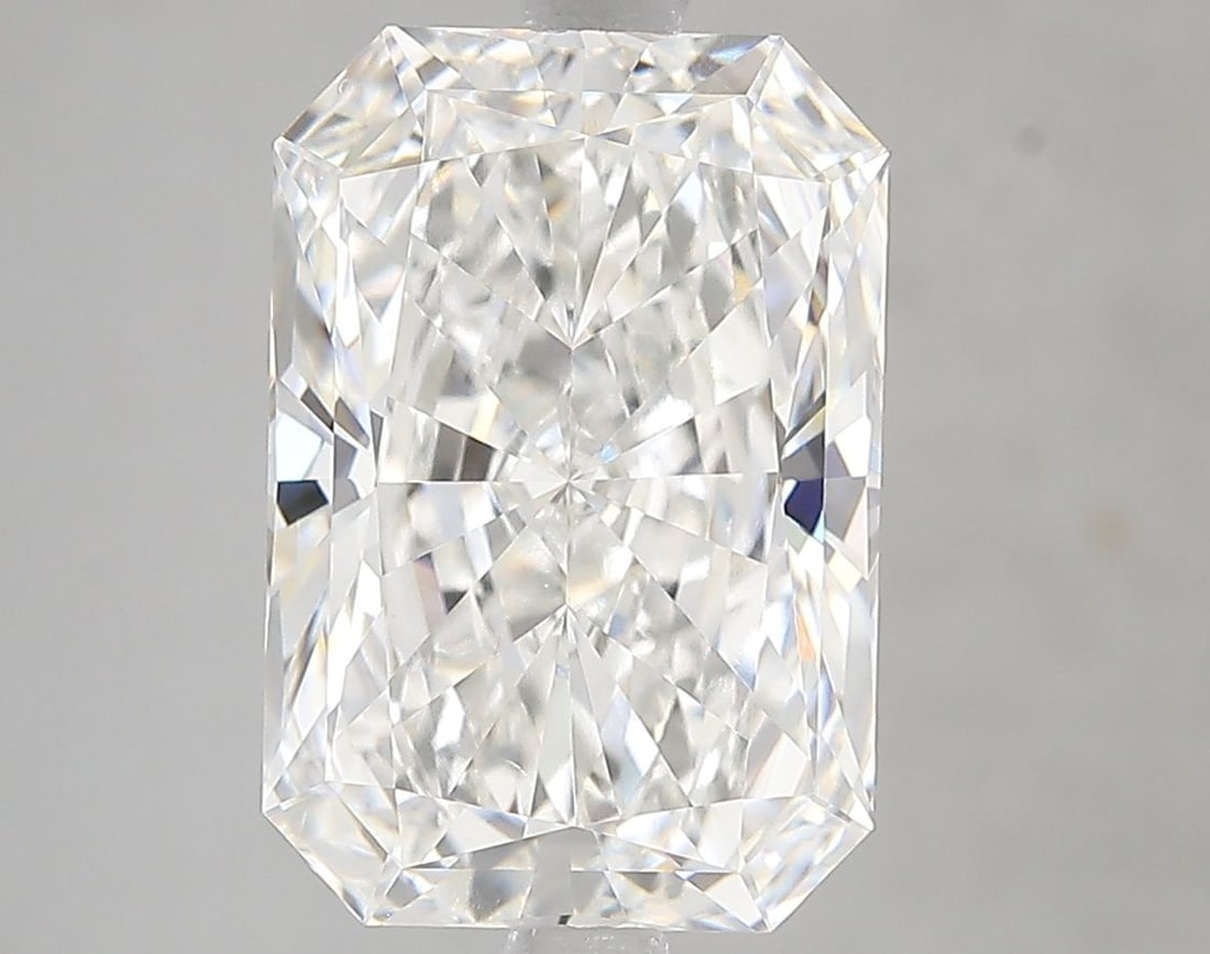 IGI Radiant 5.08ct F VVS2 - Loose Lab Diamond: IGI Radiant 5.08ct F VVS2 - Loose Lab Diamond Item Specifics: Source: This Is A Real Diamond Grown In A Lab Not Mined. Carat: 5.08 Cut: - Color: F Clarity: VVS2 Polish: EX Symmetry: EX Measurements: