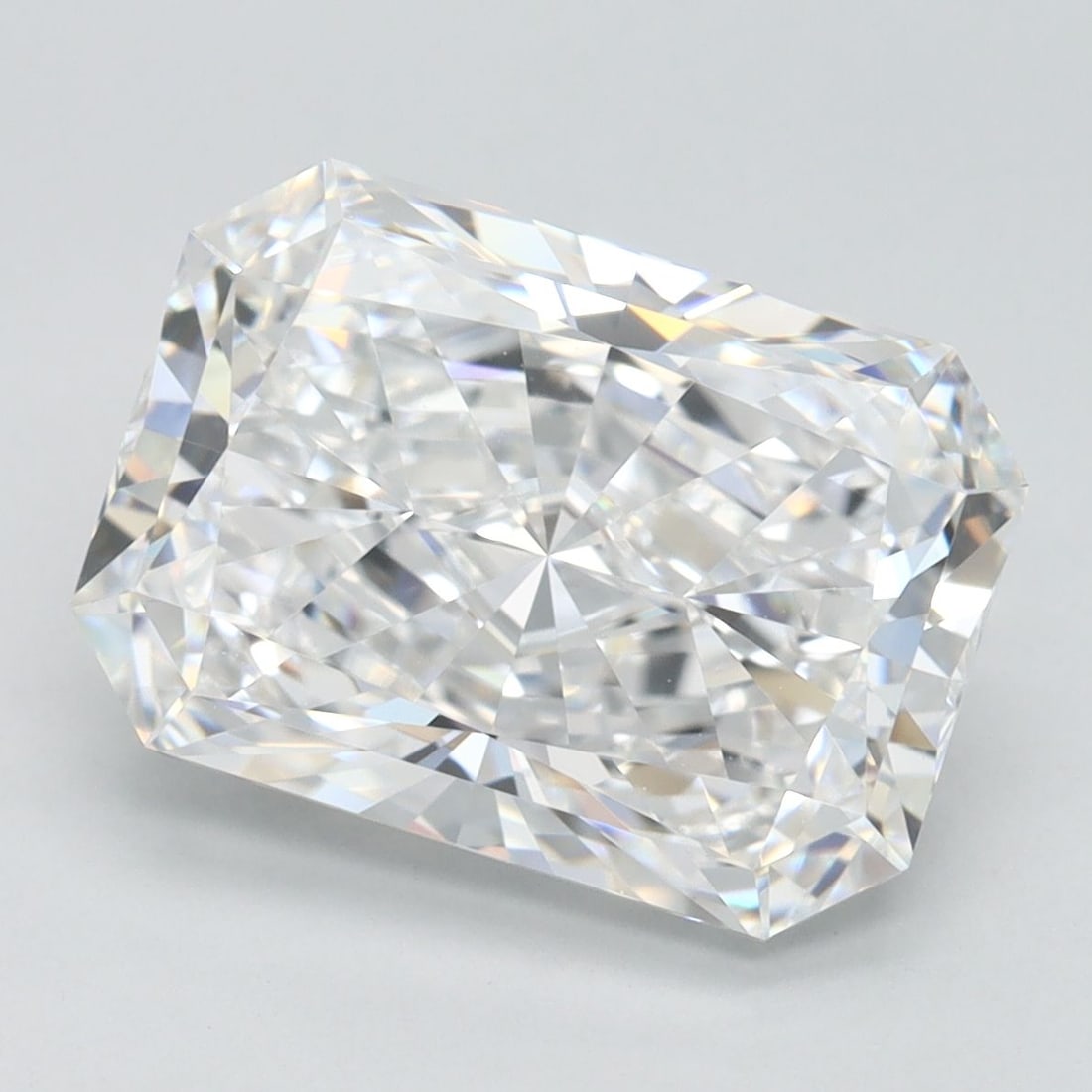 IGI Radiant 4.05ct D VVS1 - Loose Lab Diamond: IGI Radiant 4.05ct D VVS1 - Loose Lab Diamond Item Specifics: Source: This Is A Real Diamond Grown In A Lab Not Mined. Carat: 4.05 Cut: - Color: D Clarity: VVS1 Polish: EX Symmetry: EX Measurements: 1