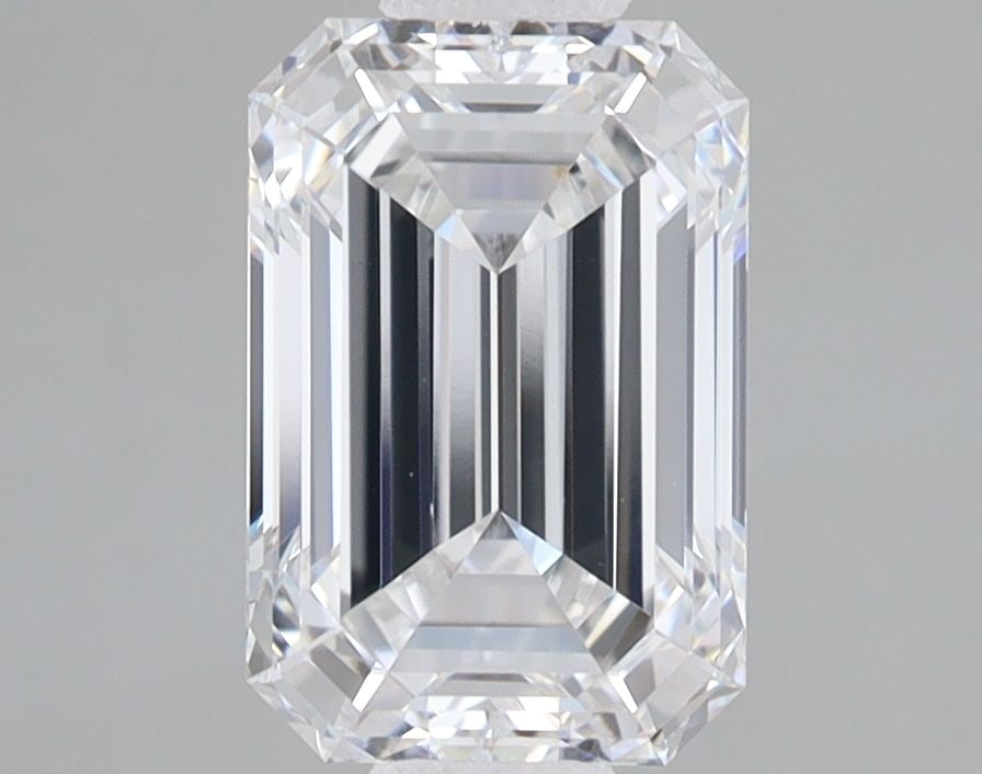 IGI Emerald 2.07ct E VVS2 - Loose Lab Diamond: IGI Emerald 2.07ct E VVS2 - Loose Lab Diamond Item Specifics: Source: This Is A Real Diamond Grown In A Lab Not Mined. Carat: 2.07 Cut: - Color: E Clarity: VVS2 Polish: EX Symmetry: EX Measurements: 8