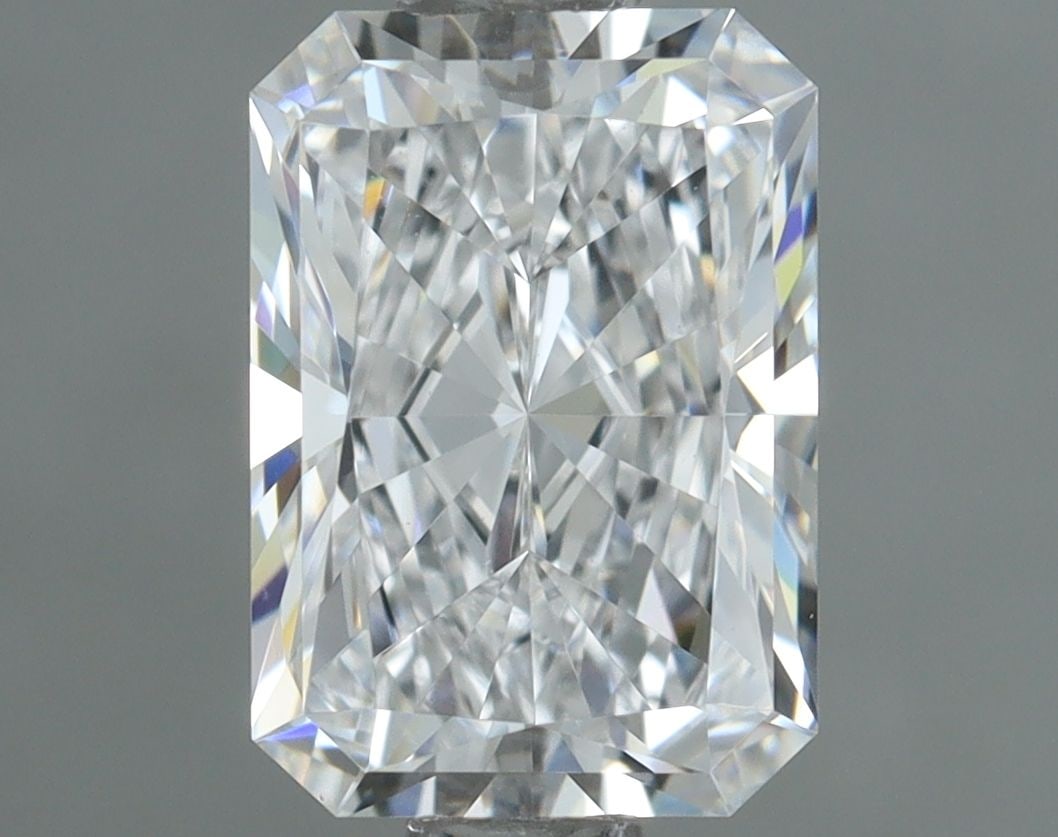 IGI Radiant 1.04ct D VVS2 - Loose Lab Diamond: IGI Radiant 1.04ct D VVS2 - Loose Lab Diamond Item Specifics: Source: This Is A Real Diamond Grown In A Lab Not Mined. Carat: 1.04 Cut: - Color: D Clarity: VVS2 Polish: EX Symmetry: EX Measurements: 7