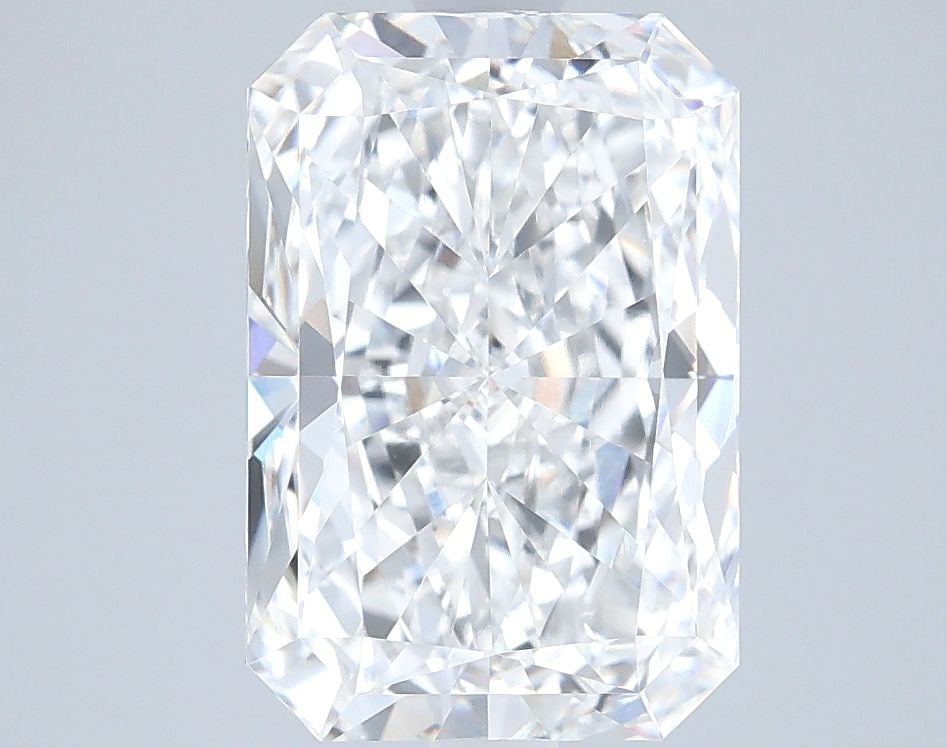 IGI Radiant 3.56ct E VVS2 - Loose Lab Diamond: IGI Radiant 3.56ct E VVS2 - Loose Lab Diamond Item Specifics: Source: This Is A Real Diamond Grown In A Lab Not Mined. Carat: 3.56 Cut: - Color: E Clarity: VVS2 Polish: EX Symmetry: EX Measurements: 1