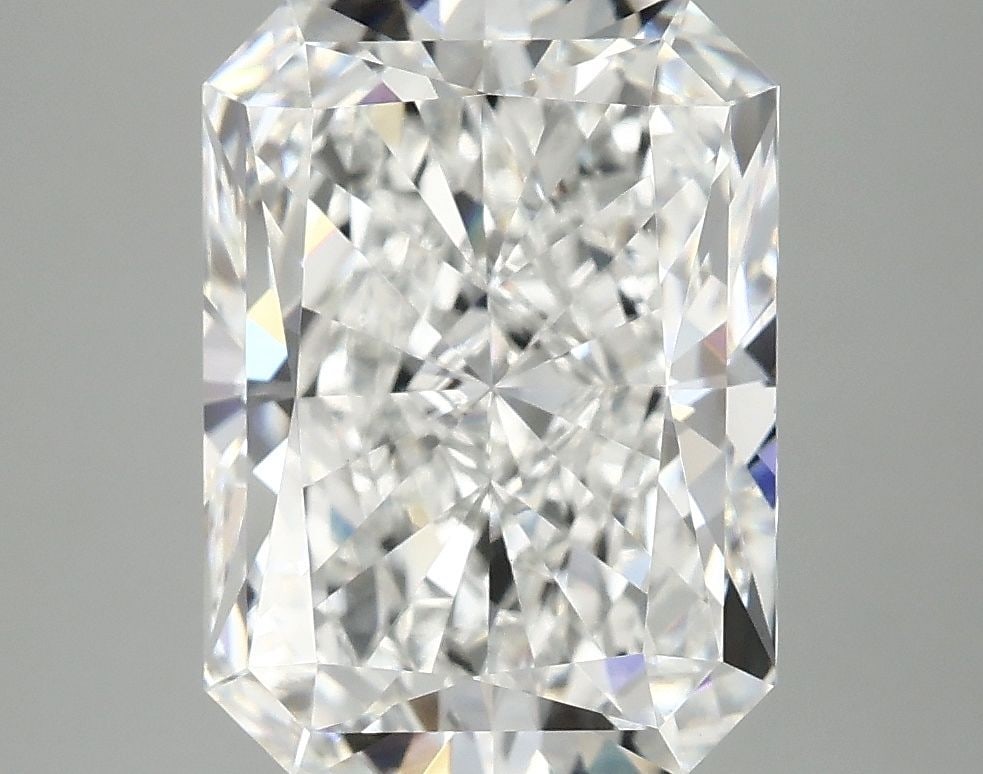 IGI Radiant 4.85ct E VVS2 - Loose Lab Diamond: IGI Radiant 4.85ct E VVS2 - Loose Lab Diamond Item Specifics: Source: This Is A Real Diamond Grown In A Lab Not Mined. Carat: 4.85 Cut: - Color: E Clarity: VVS2 Polish: EX Symmetry: EX Measurements: 1