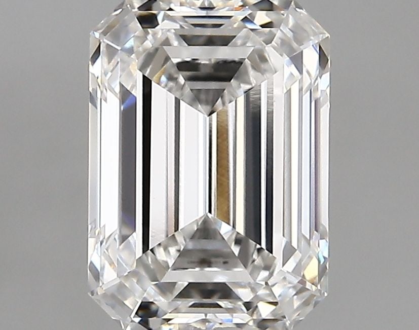 IGI Emerald 2.82ct E VVS1 - Loose Lab Diamond: IGI Emerald 2.82ct E VVS1 - Loose Lab Diamond Item Specifics: Source: This Is A Real Diamond Grown In A Lab Not Mined. Carat: 2.82 Cut: - Color: E Clarity: VVS1 Polish: EX Symmetry: EX Measurements: 9