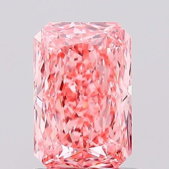 IGI Radiant 1.1ct Fancy Vivid Pink VVS2 - Loose Lab Diamond: IGI Radiant 1.1ct Fancy Vivid Pink VVS2 - Loose Lab Diamond Item Specifics: Source: This Is A Real Diamond Grown In A Lab Not Mined. Carat: 1.1 Cut: - Color: Fancy Vivid Pink Clarity: VVS2 Polish: EX 