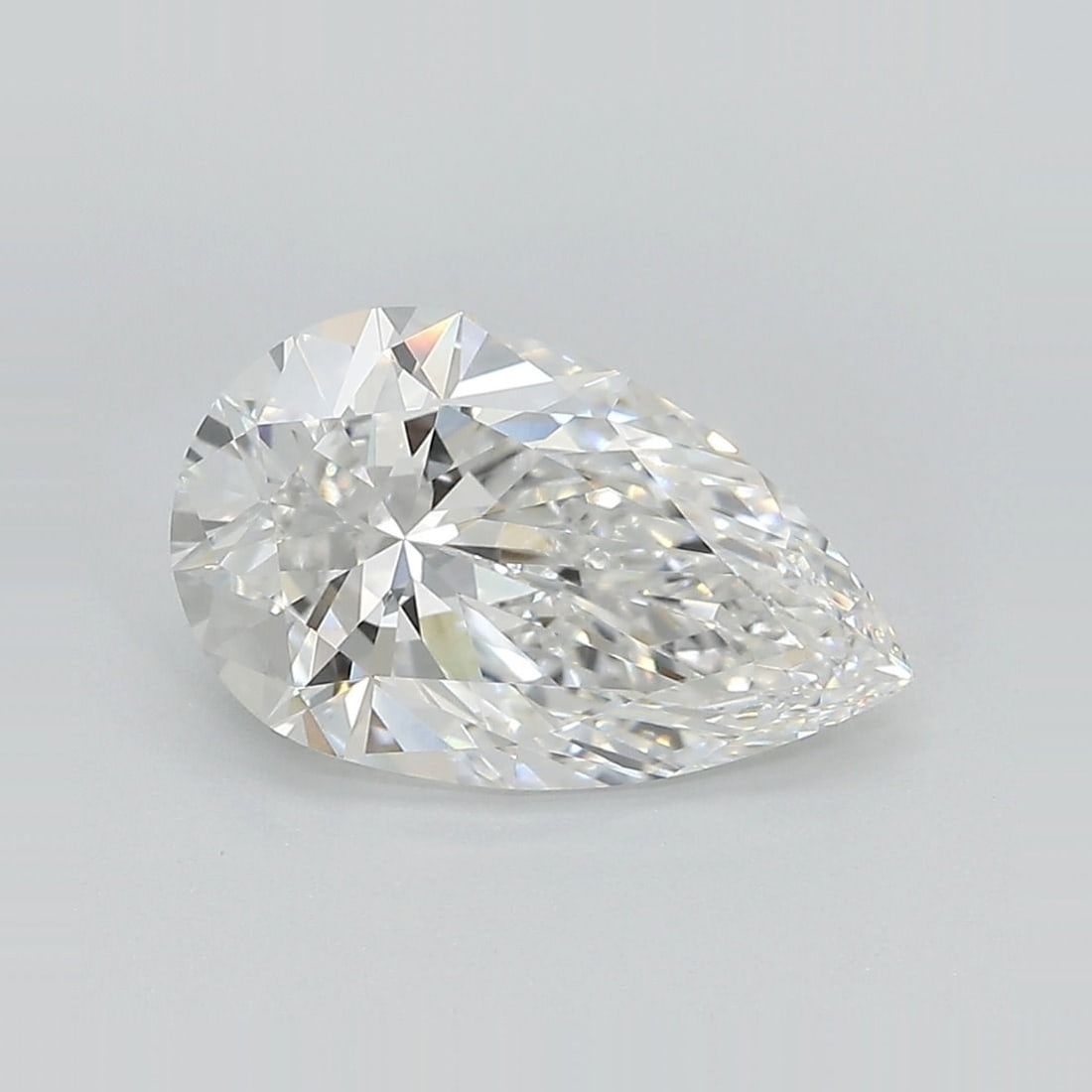 IGI Pear 1.79ct E VVS2 - Loose Lab Diamond: IGI Pear 1.79ct E VVS2 - Loose Lab Diamond Item Specifics: Source: This Is A Real Diamond Grown In A Lab Not Mined. Carat: 1.79 Cut: - Color: E Clarity: VVS2 Polish: EX Symmetry: VG Measurements: 10.4