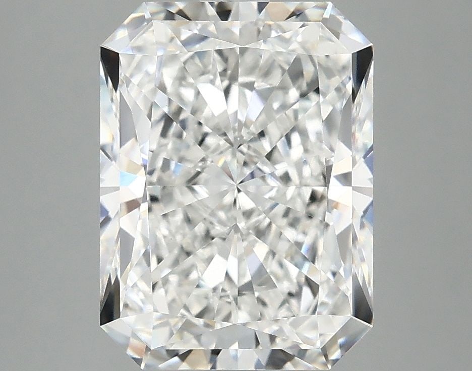 IGI Radiant 4.08ct E VVS2 - Loose Lab Diamond: IGI Radiant 4.08ct E VVS2 - Loose Lab Diamond Item Specifics: Source: This Is A Real Diamond Grown In A Lab Not Mined. Carat: 4.08 Cut: - Color: E Clarity: VVS2 Polish: EX Symmetry: EX Measurements: 1
