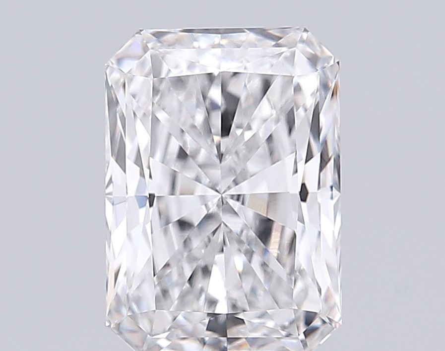 IGI Radiant 4.09ct E VVS2 - Loose Lab Diamond: IGI Radiant 4.09ct E VVS2 - Loose Lab Diamond Item Specifics: Source: This Is A Real Diamond Grown In A Lab Not Mined. Carat: 4.09 Cut: - Color: E Clarity: VVS2 Polish: EX Symmetry: EX Measurements: 1