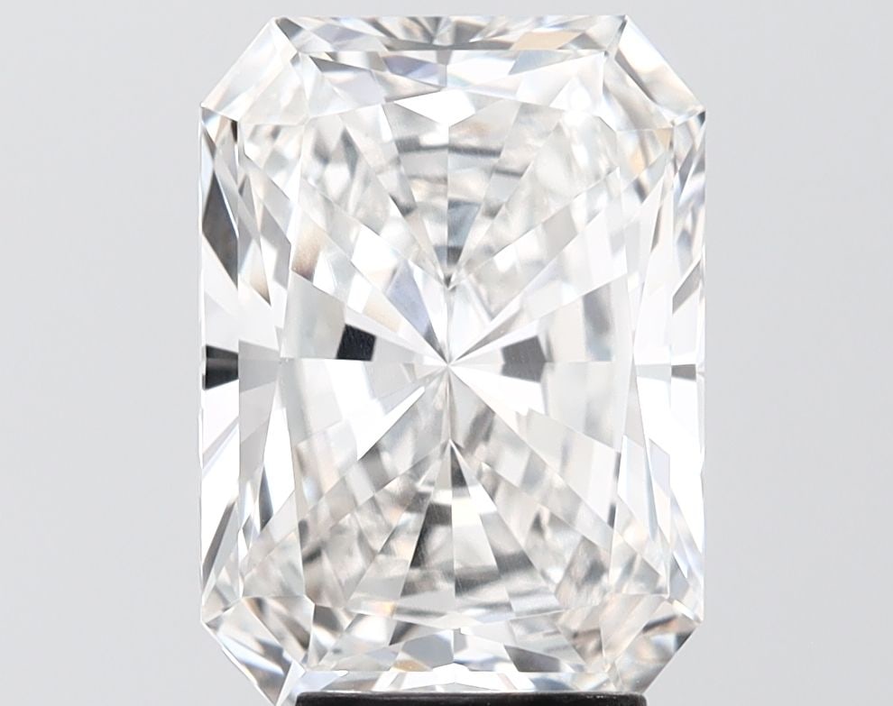 IGI Radiant 3.99ct G VVS2 - Loose Lab Diamond: IGI Radiant 3.99ct G VVS2 - Loose Lab Diamond Item Specifics: Source: This Is A Real Diamond Grown In A Lab Not Mined. Carat: 3.99 Cut: - Color: G Clarity: VVS2 Polish: VG Symmetry: VG Measurements: