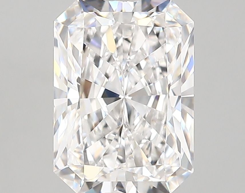 IGI Radiant 2.82ct D VVS1 - Loose Lab Diamond: IGI Radiant 2.82ct D VVS1 - Loose Lab Diamond Item Specifics: Source: This Is A Real Diamond Grown In A Lab Not Mined. Carat: 2.82 Cut: - Color: D Clarity: VVS1 Polish: EX Symmetry: EX Measurements: 9
