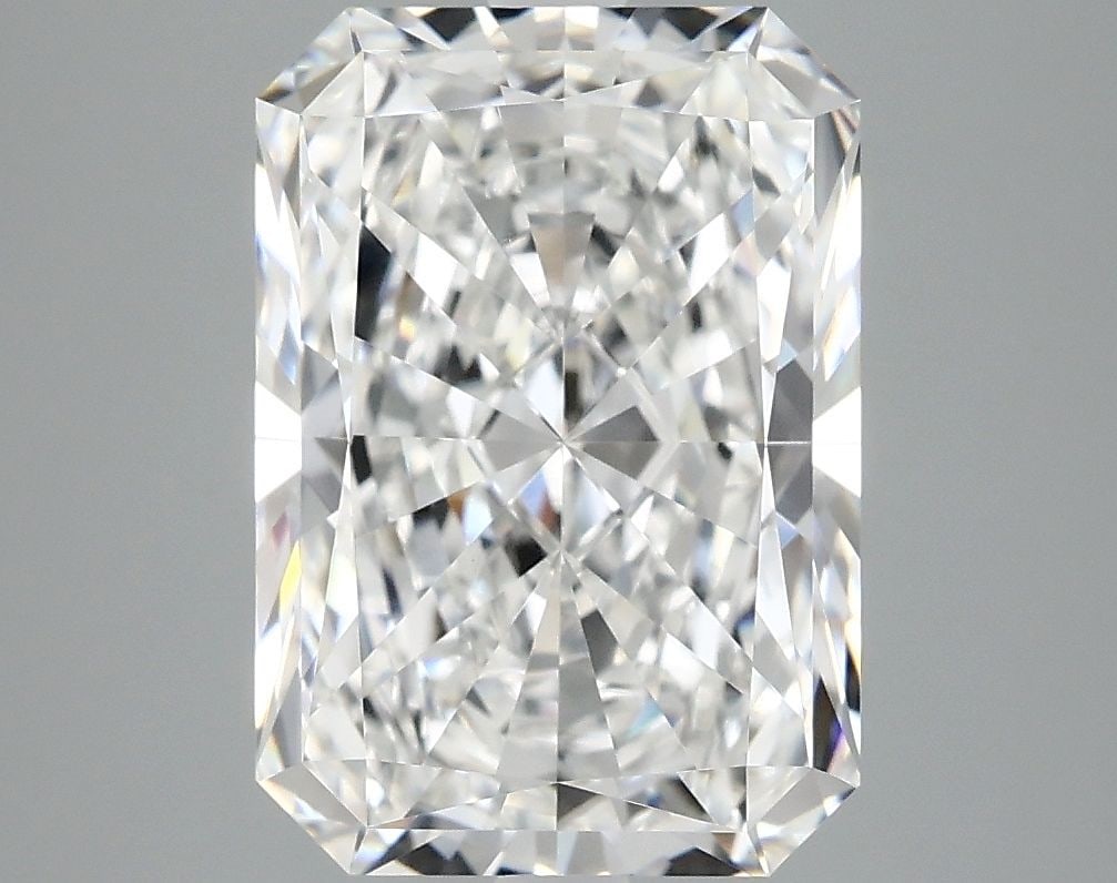 IGI Radiant 4.11ct D VVS2 - Loose Lab Diamond: IGI Radiant 4.11ct D VVS2 - Loose Lab Diamond Item Specifics: Source: This Is A Real Diamond Grown In A Lab Not Mined. Carat: 4.11 Cut: - Color: D Clarity: VVS2 Polish: EX Symmetry: EX Measurements: 1
