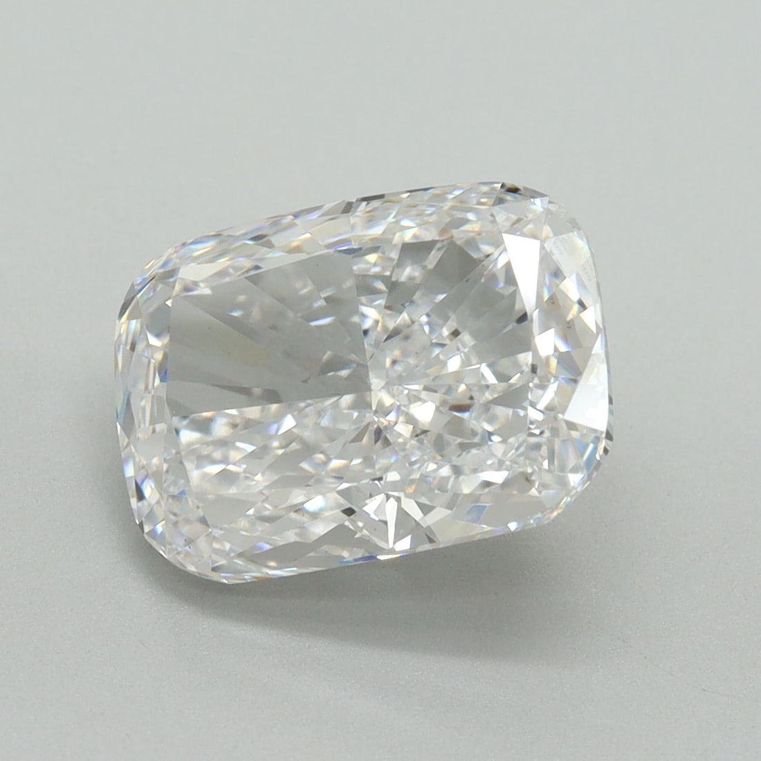 IGI Cushion Brilliant 4.05ct D VVS2 - Loose Lab Diamond: IGI Cushion Brilliant 4.05ct D VVS2 - Loose Lab Diamond Item Specifics: Source: This Is A Real Diamond Grown In A Lab Not Mined. Carat: 4.05 Cut: - Color: D Clarity: VVS2 Polish: EX Symmetry: EX Measu