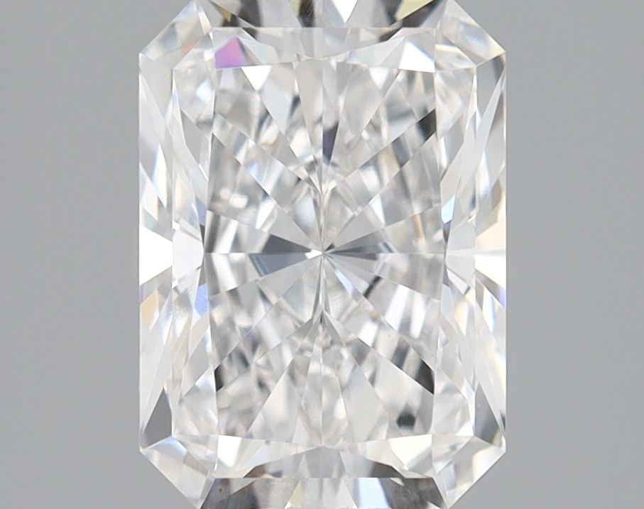 IGI Radiant 1.54ct E VVS2 - Loose Lab Diamond: IGI Radiant 1.54ct E VVS2 - Loose Lab Diamond Item Specifics: Source: This Is A Real Diamond Grown In A Lab Not Mined. Carat: 1.54 Cut: - Color: E Clarity: VVS2 Polish: EX Symmetry: EX Measurements: 8