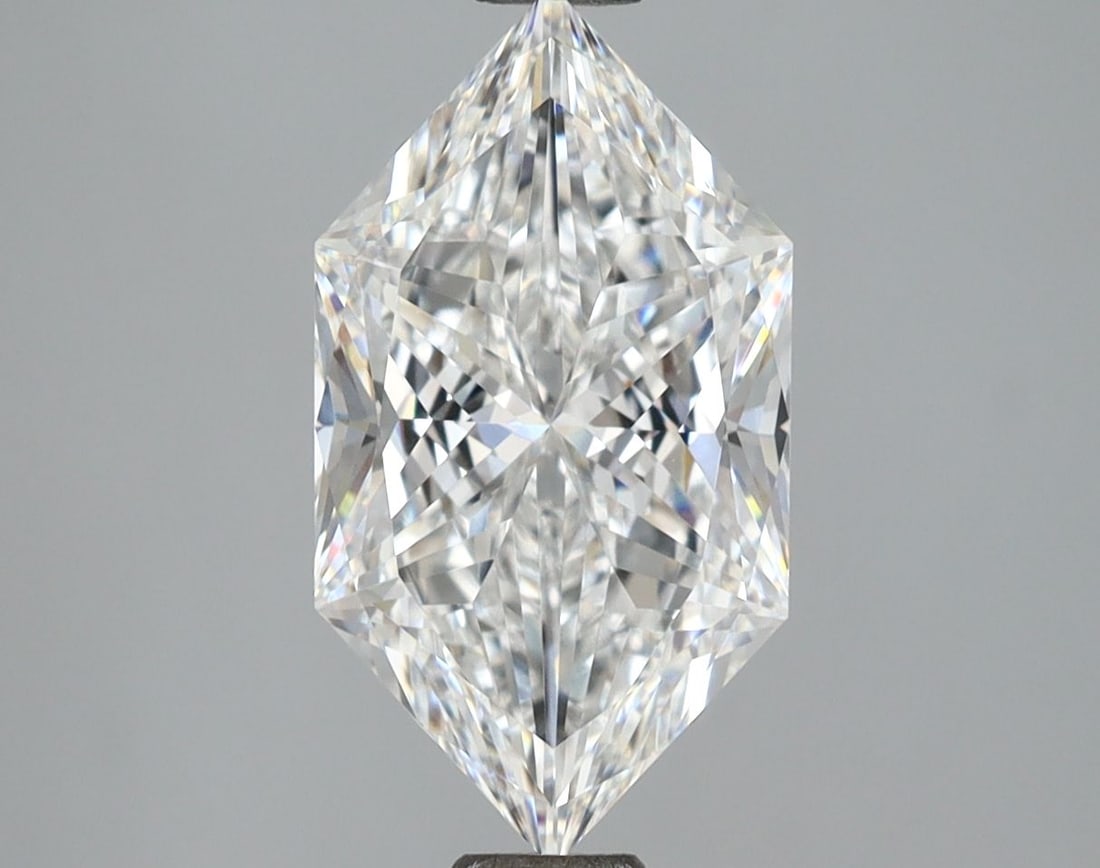 IGI Hexagonal 2.88ct E VVS2 - Loose Lab Diamond: IGI Hexagonal 2.88ct E VVS2 - Loose Lab Diamond Item Specifics: Source: This Is A Real Diamond Grown In A Lab Not Mined. Carat: 2.88 Cut: - Color: E Clarity: VVS2 Polish: EX Symmetry: EX Measurements: