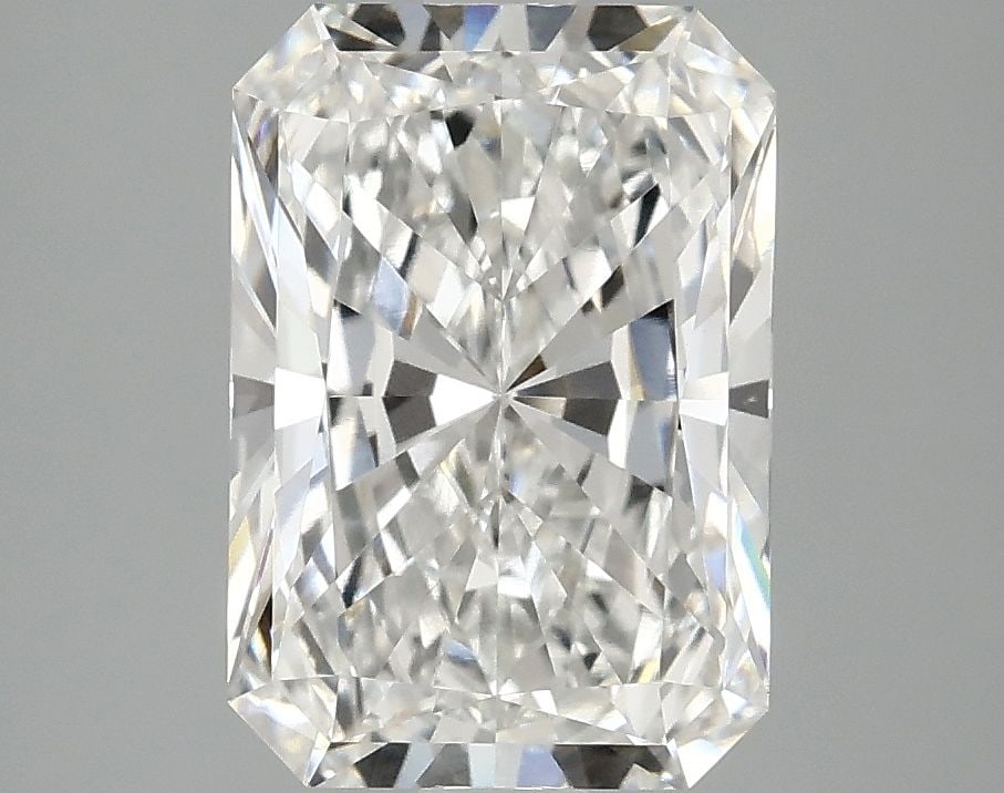 IGI Radiant 3.1ct F VVS2 - Loose Lab Diamond: IGI Radiant 3.1ct F VVS2 - Loose Lab Diamond Item Specifics: Source: This Is A Real Diamond Grown In A Lab Not Mined. Carat: 3.1 Cut: - Color: F Clarity: VVS2 Polish: EX Symmetry: EX Measurements: 10.