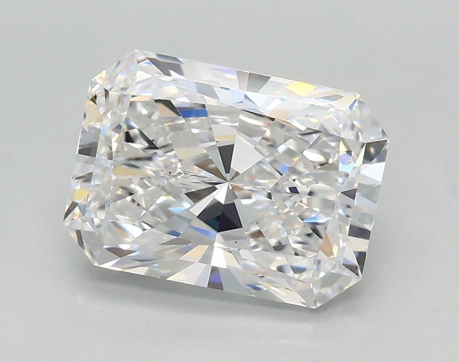 IGI Radiant 1.8ct E VVS1 - Loose Lab Diamond: IGI Radiant 1.8ct E VVS1 - Loose Lab Diamond Item Specifics: Source: This Is A Real Diamond Grown In A Lab Not Mined. Carat: 1.8 Cut: - Color: E Clarity: VVS1 Polish: EX Symmetry: EX Measurements: 8.5
