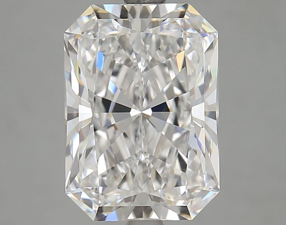 GIA Radiant 4.26ct D VVS1 - Loose Lab Diamond: GIA Radiant 4.26ct D VVS1 - Loose Lab Diamond Item Specifics: Source: This Is A Real Diamond Grown In A Lab Not Mined. Carat: 4.26 Cut: - Color: D Clarity: VVS1 Polish: EX Symmetry: EX Measurements: 1