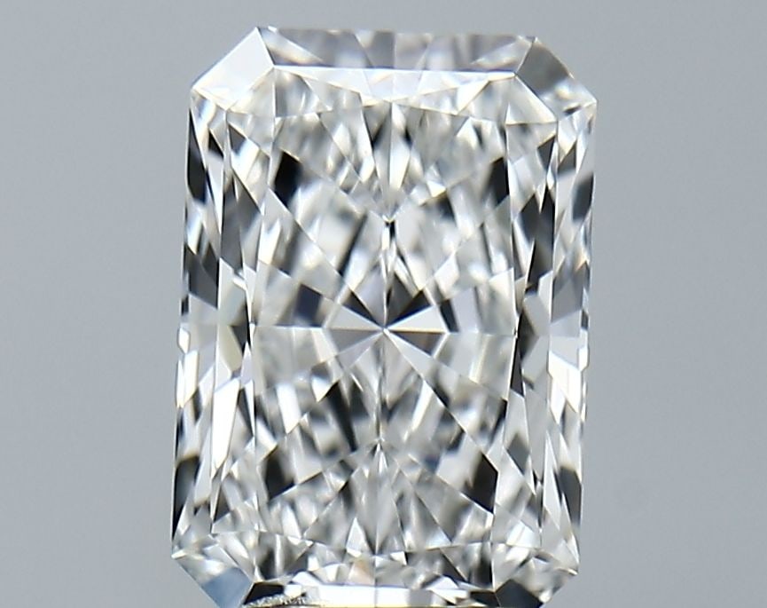IGI Radiant 2.65ct E VVS2 - Loose Lab Diamond: IGI Radiant 2.65ct E VVS2 - Loose Lab Diamond Item Specifics: Source: This Is A Real Diamond Grown In A Lab Not Mined. Carat: 2.65 Cut: - Color: E Clarity: VVS2 Polish: EX Symmetry: EX Measurements: 1