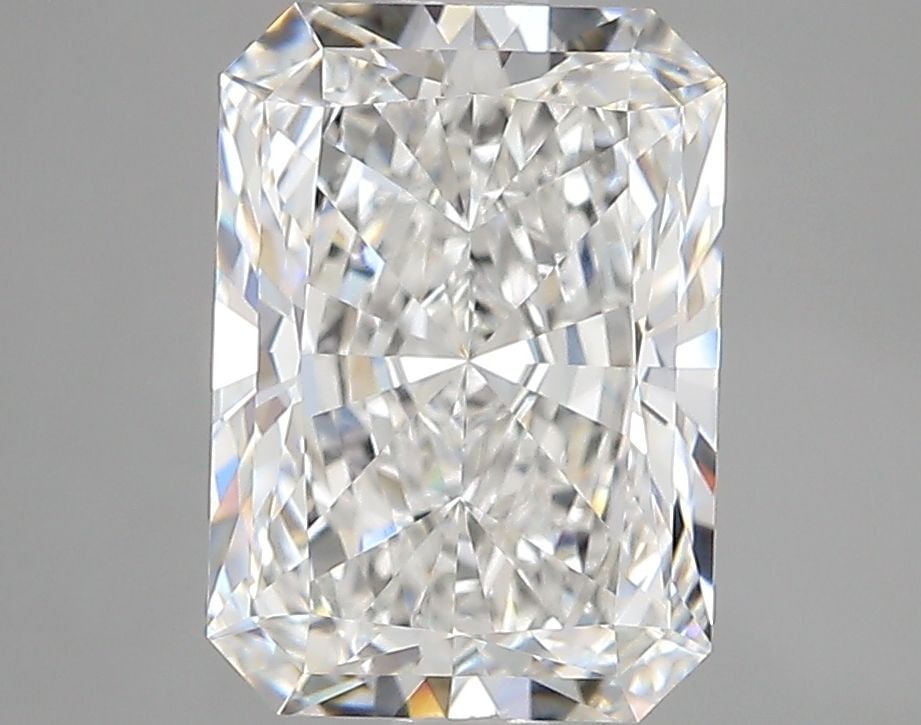 IGI Radiant 3.09ct E VVS1 - Loose Lab Diamond: IGI Radiant 3.09ct E VVS1 - Loose Lab Diamond Item Specifics: Source: This Is A Real Diamond Grown In A Lab Not Mined. Carat: 3.09 Cut: - Color: E Clarity: VVS1 Polish: EX Symmetry: EX Measurements: 1